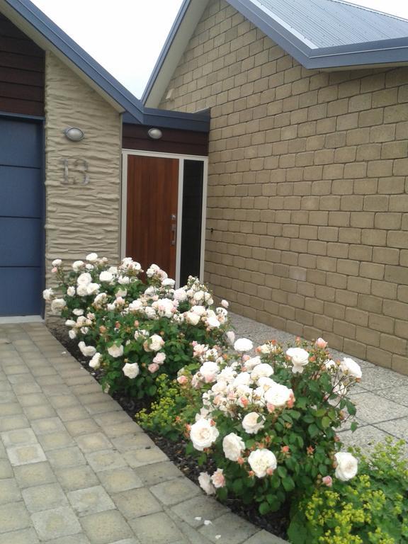 Clyde13 Bed & Breakfast ภายนอก รูปภาพ
